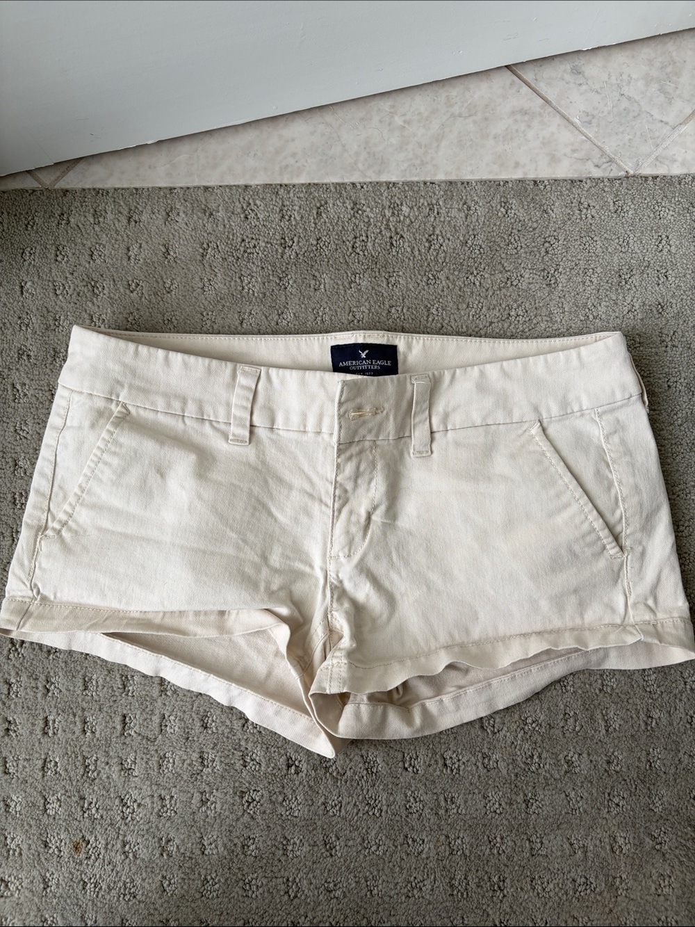 American Eagle Outfitters Cream/Off-White Women’s Jean Shorts